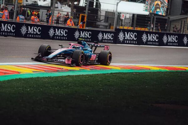 Alpine A526 face avant Formule 1 2026 Spa aérodynamique circuit belge essais libres
