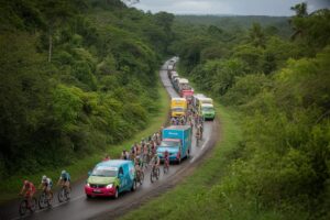 Guyane la 1ère lance 'Le Tour Insolite' : réseaux sociaux et direct radio pour le Tour 2026