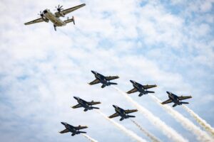 Le C-2 Greyhound tire sa révérence après soixante ans de service et 250 000 appontages