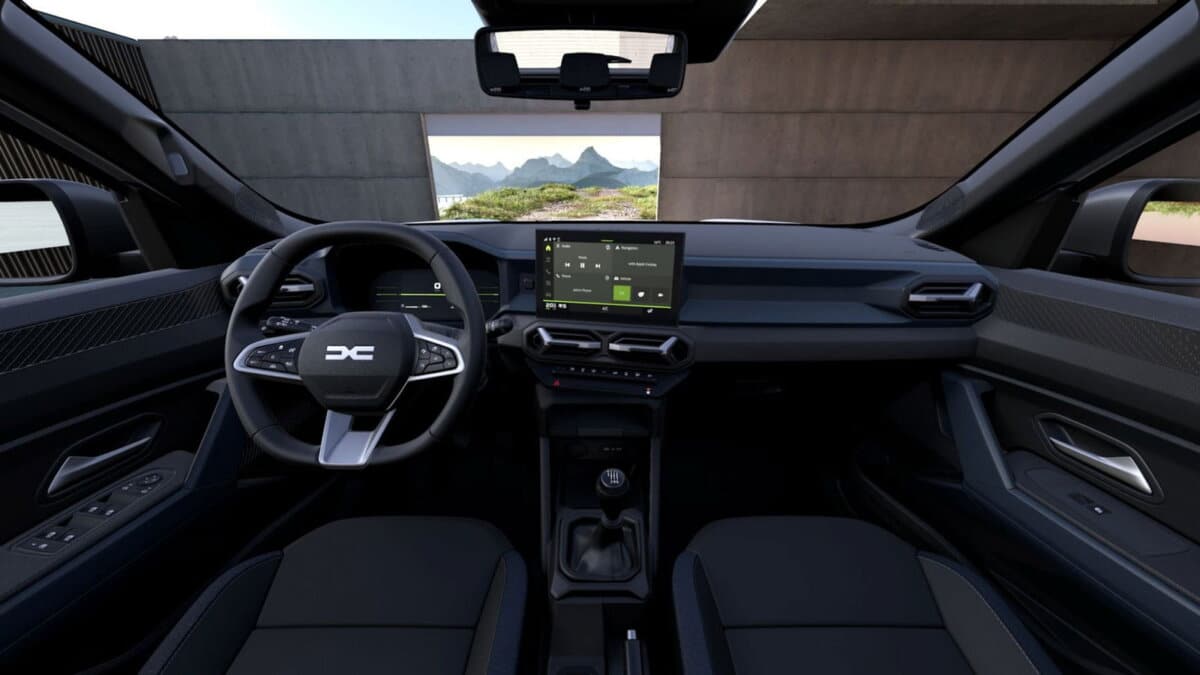 Dacia Duster intérieur tableau de bord SUV usine Pitești Roumanie 2026