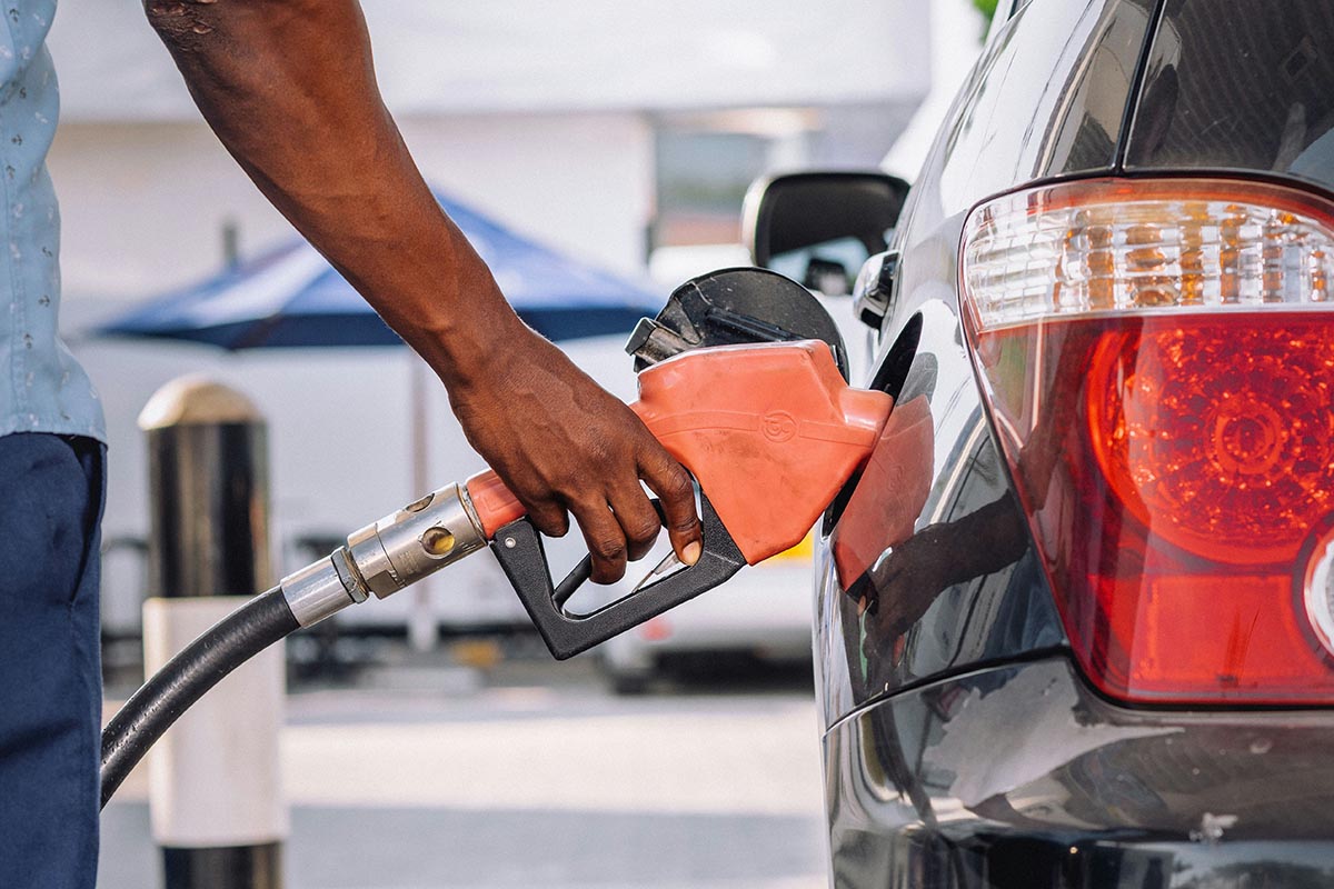 ali-mkumbwa-BK20Ws-wSFc-unsplash Carburants : le gazole frôle 2,24 euros le litre à la rentrée, où faire son plein pour payer moins cher