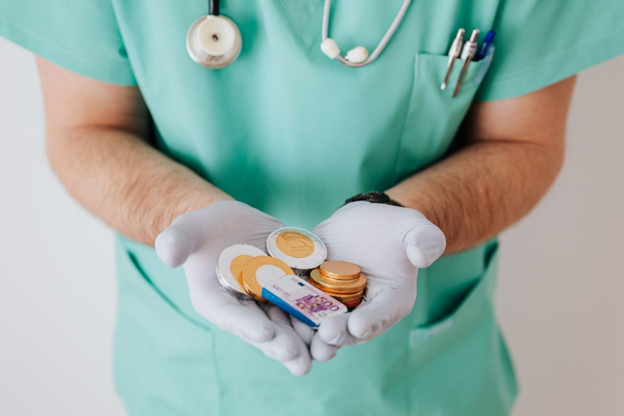 Infirmiers hospitaliers en Polynésie : le traitement indiciaire brut 2026 varie de 1 944 à 3 578 euros Infirmiers hospitaliers en Polynésie : le traitement indiciaire brut 2026 varie de 1 944 à 3 578 euros