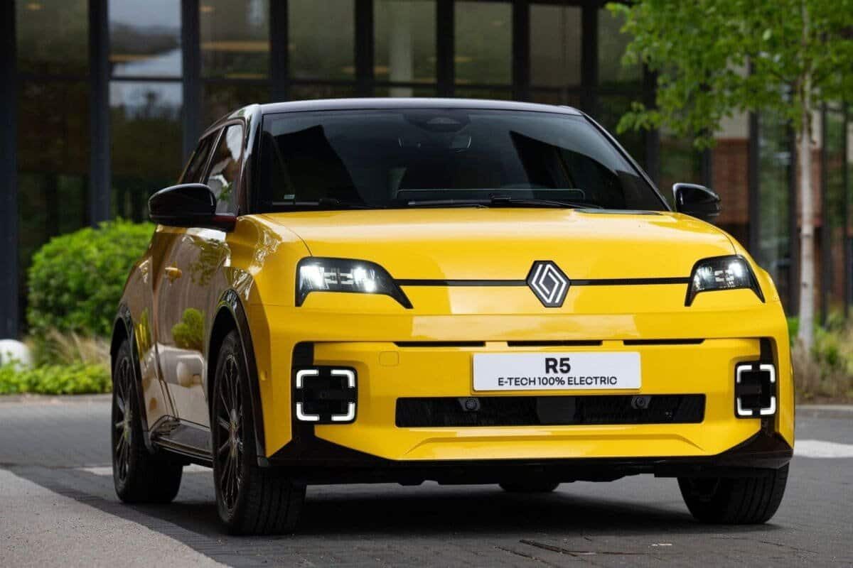 Renault 5 électrique : 431 km d'autonomie, mais faut-il l'acheter maintenant ou attendre l'automne ? Renault 5 électrique : 431 km d'autonomie, mais faut-il l'acheter maintenant ou attendre l'automne ?