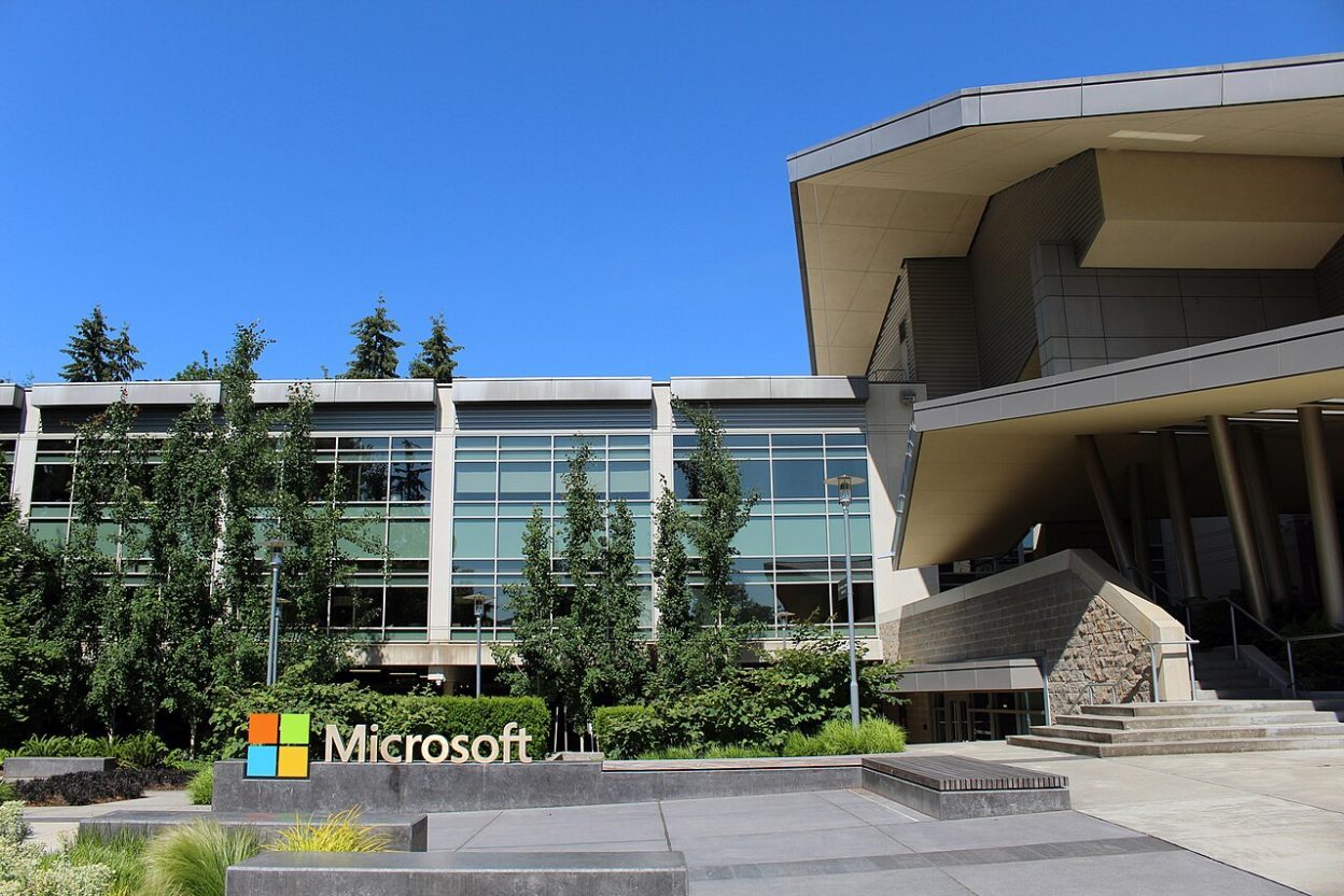 12 000 boîtes mail compromises en quelques mois : Microsoft démantèle une plateforme de fraude assistée par IA Microsoft a annoncé avoir perturbé la plateforme de cybercriminalité EvilTokens