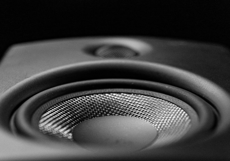 Gros plan sur le transducteur d'un casque audio