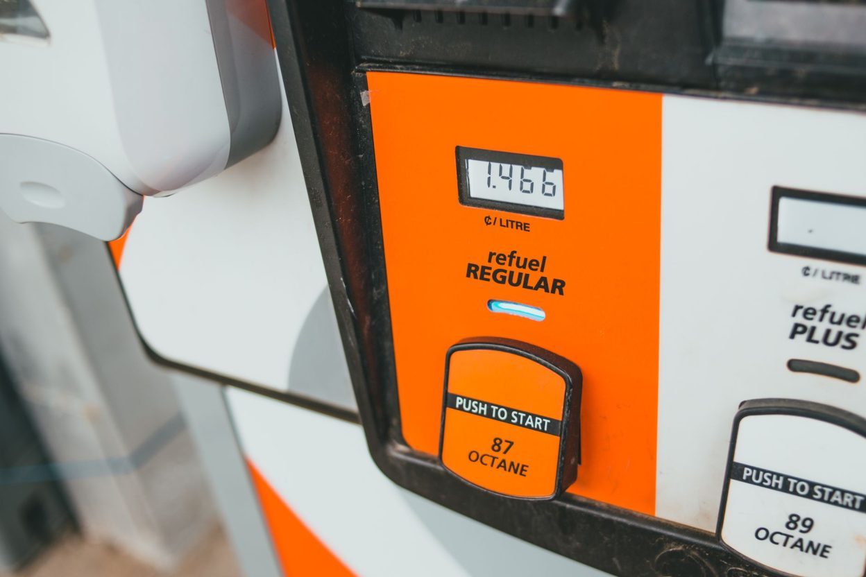Carburant à 2,12 € au Luxembourg : pourquoi les Français continuent d’y faire le plein Malgré la hausse des prix, les stations luxembourgeoises attirent toujours les frontaliers