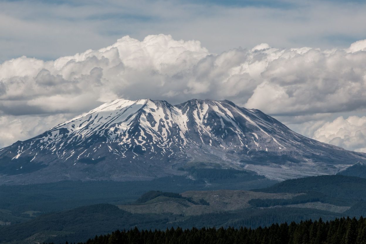 Cascadia : une plaque tectonique se déchire sous le Pacifique, sans hausse immédiate du risque sismique La zone de subduction de Cascadia fait l’objet d’importantes campagnes d’imagerie sismique