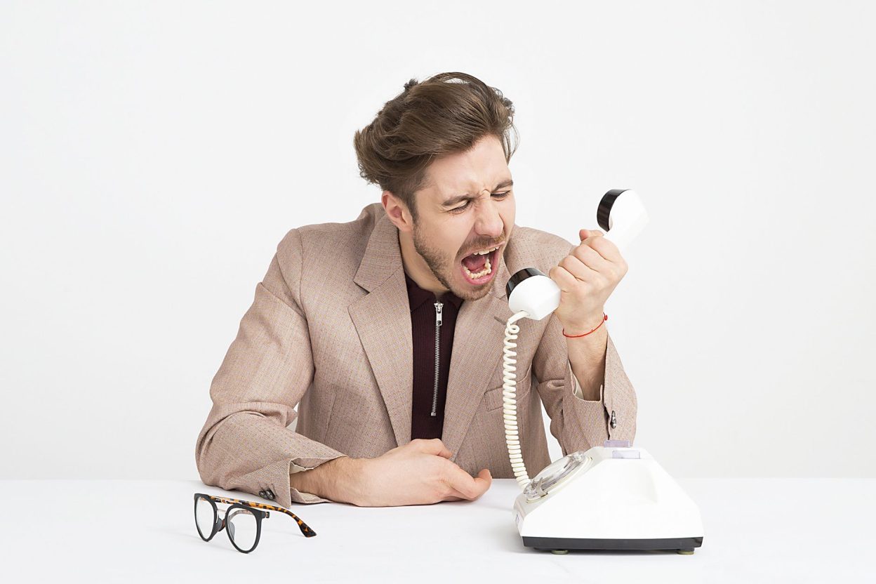 Démarchage téléphonique : la loi Cazenave impose le consentement, mais l'économie grise persiste Démarchage téléphonique : la loi Cazenave impose le consentement, mais l'économie grise persiste