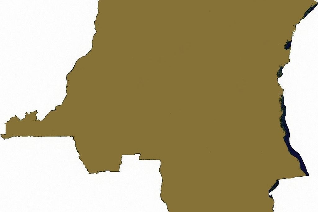Cinq lingots de cuivre en forme de X du trésor de Chombe, au Malawi, analysés par les chercheurs