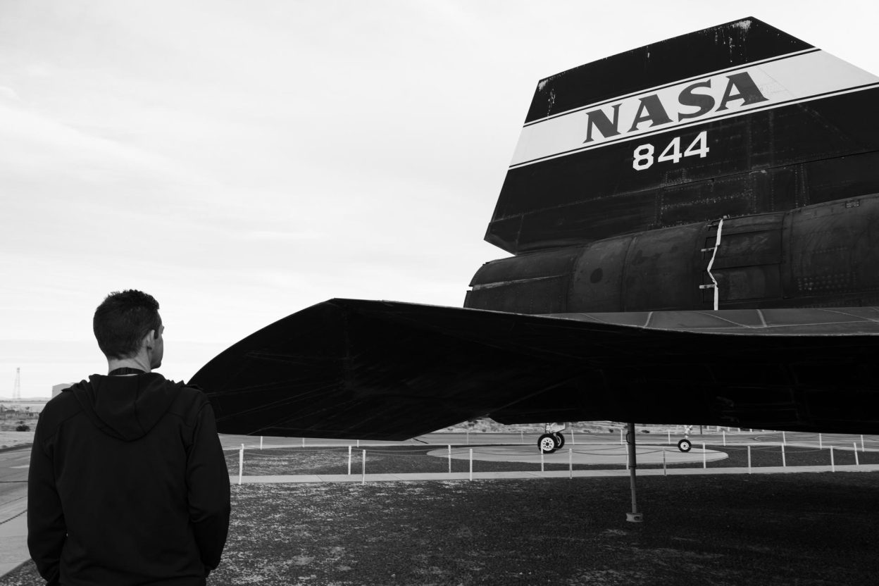 Le SR-71 Blackbird de la NASA va-t-il revoler après 27 ans ? Ce qui est confirmé et ce qui ne l’est pas Le SR-71 NASA 844 lors d’un vol d’essai du programme LASRE en 1997
