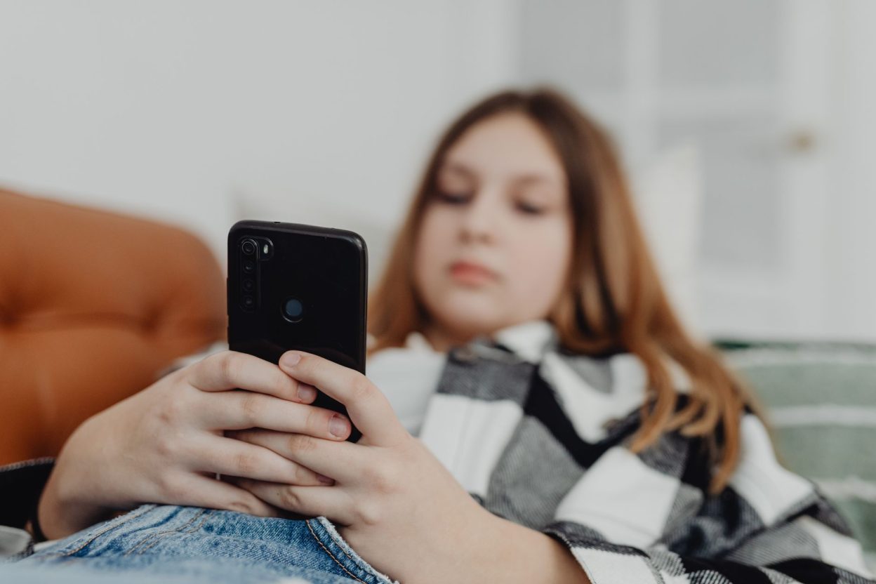 Réseaux sociaux interdits avant 15 ans : ce que la France veut changer après la censure La France défend une interdiction européenne des réseaux sociaux avant 15 ans