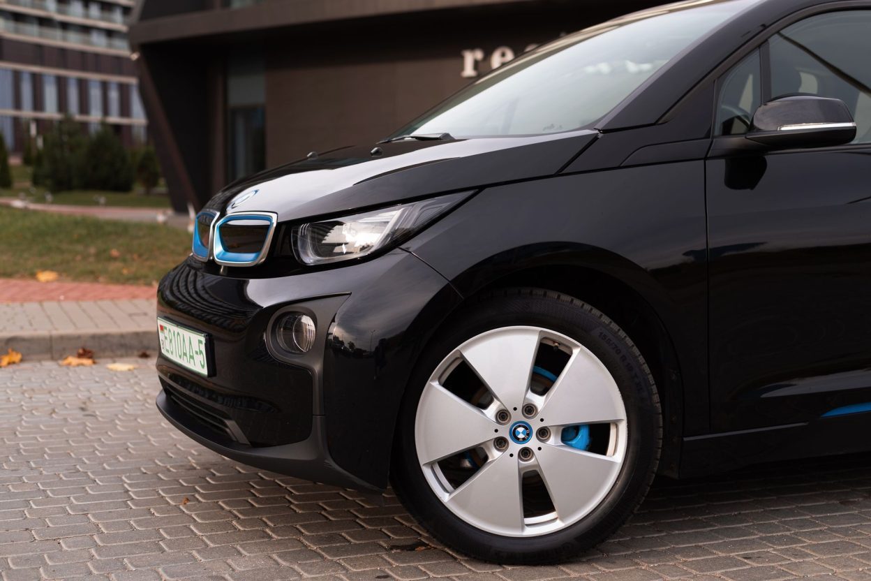Voiture électrique d’occasion : la nouvelle aide accessible sans condition de revenus Une nouvelle aide soutient l’achat d’une voiture électrique d’occasion