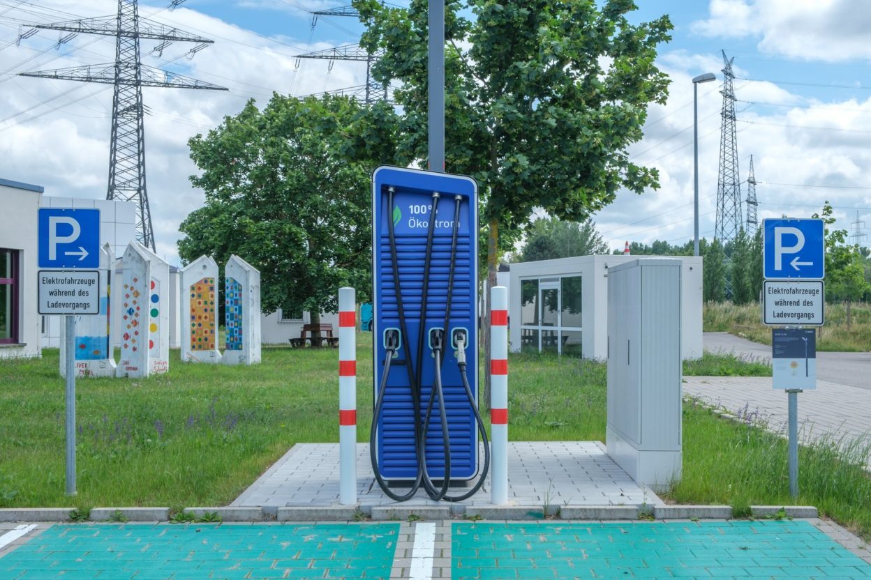Voiture électrique d'occasion : la nouvelle aide de septembre 2026 qui ne regarde pas vos revenus