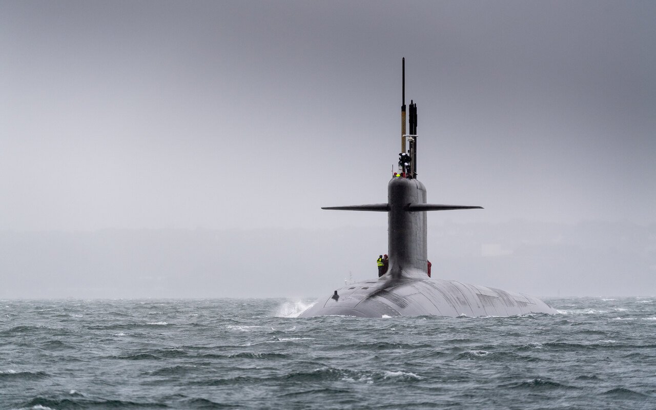 Conçu pour percer les défenses antimissiles, le nouveau missile de la dissuasion française a été tiré depuis un sous-marin au large du Finistère Conçu pour percer les défenses antimissiles, le nouveau missile de la dissuasion française a été tiré depuis un sous-marin au large du Finistère