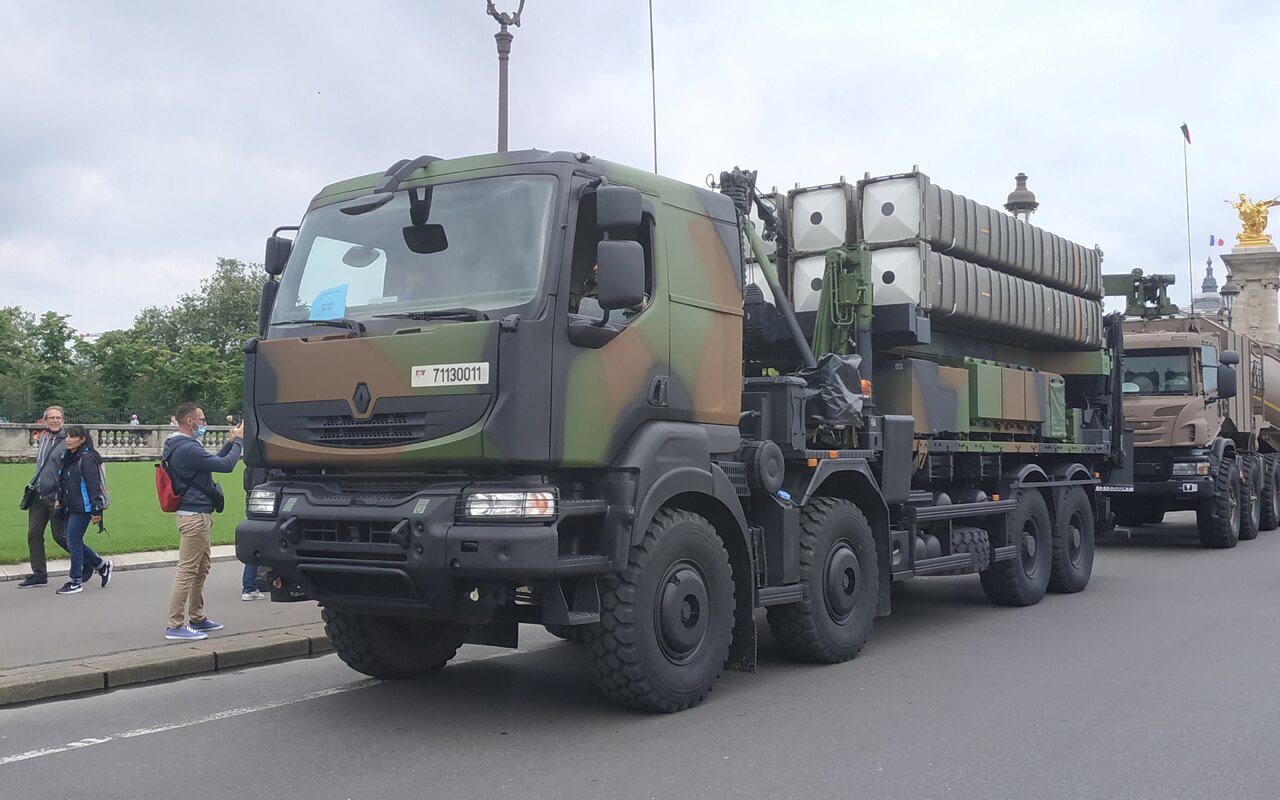 Son prédécesseur a été engagé au combat en Ukraine, et la France commande quatre systèmes de plus de ce bouclier antimissile européen Son prédécesseur a été engagé au combat en Ukraine, et la France commande quatre systèmes de plus de ce bouclier antimissile européen