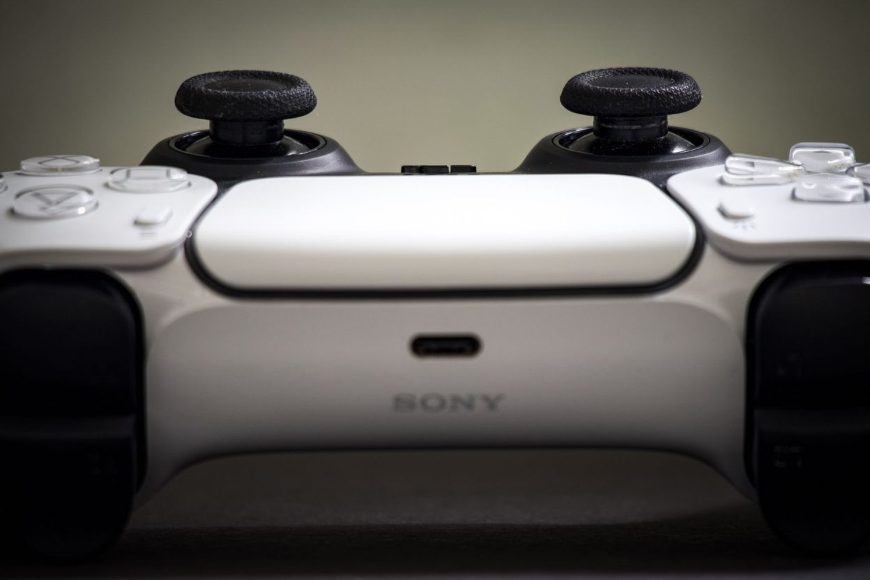 La PlayStation 5 et ses jeux font l’objet de plusieurs projets indépendants d’émulation sur PC