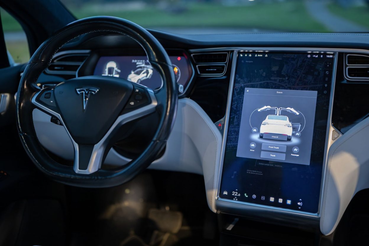 Robotaxis et intimité à bord : ce que leur arrivée changerait vraiment pour les passagers en France Les véhicules autonomes soulèvent de nouvelles questions sur la vie privée et la surveillance à bord